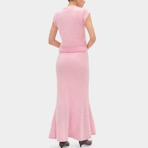 Aligne Sleeveless Pink Knit Top and Skirt Set
